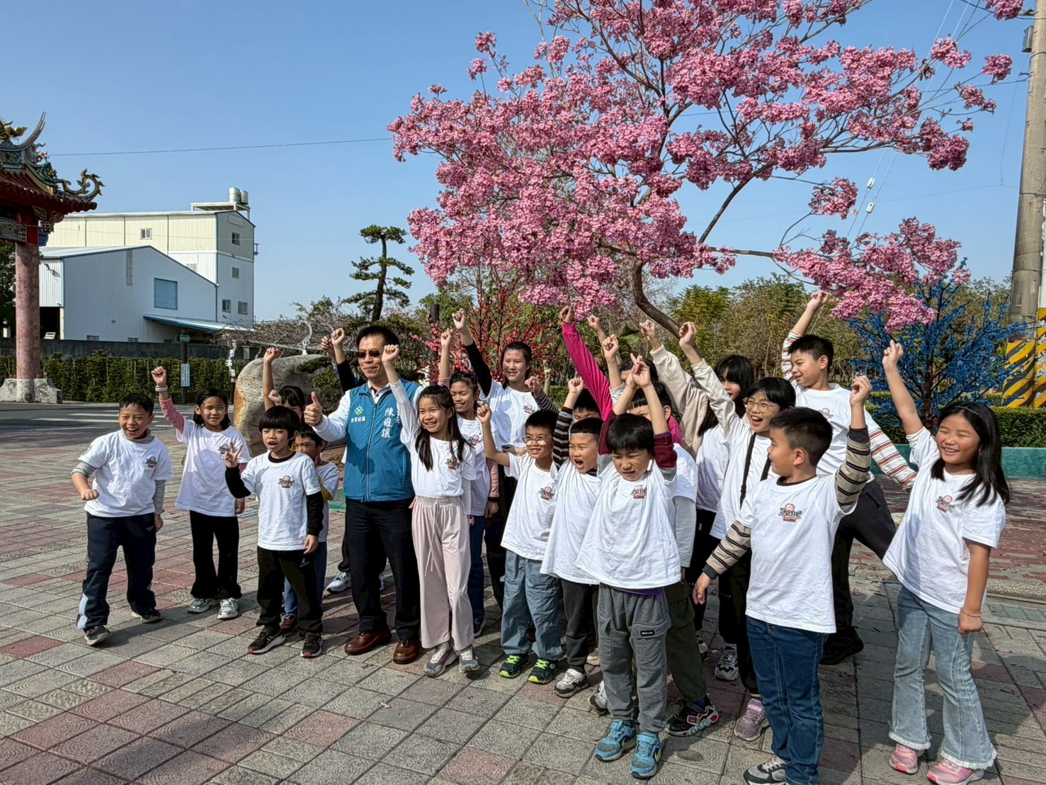 LINE_ALBUM_202623_260203_47